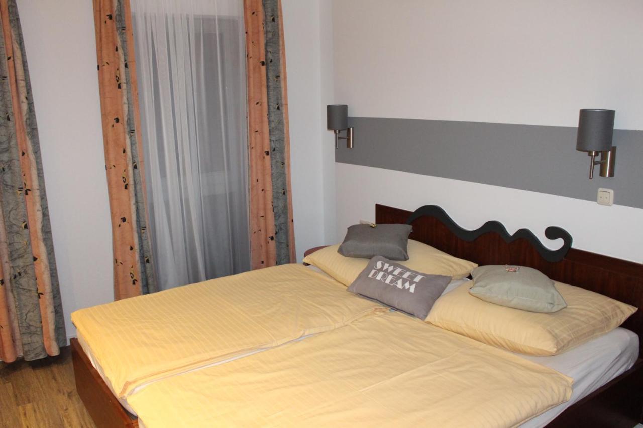I.M.Apartments 42 M² Fuer 2 Personen Dusseldorf Bagian luar foto